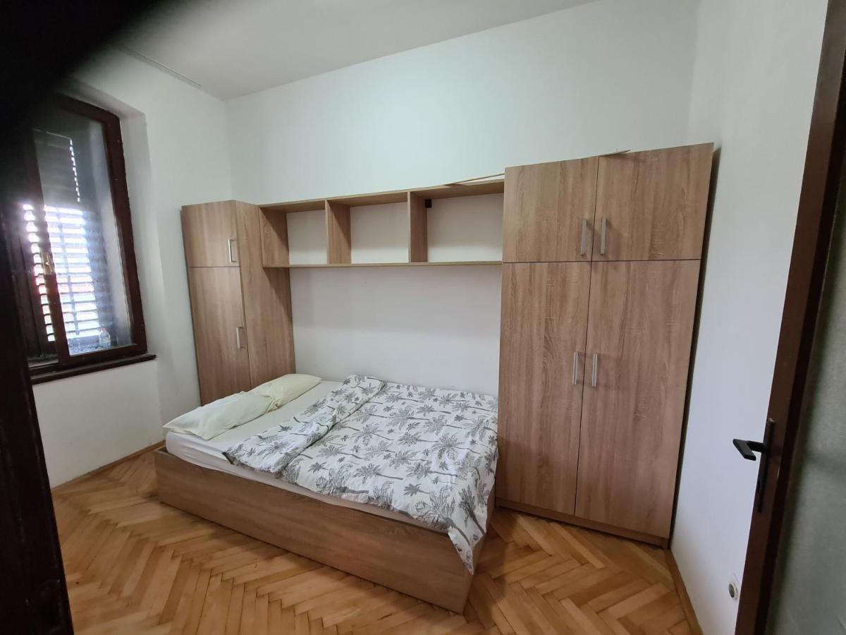 Se-Na Daire Pula Dış mekan fotoğraf